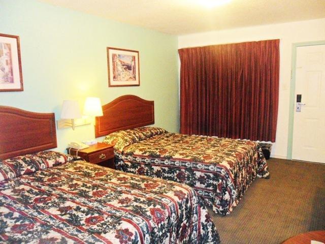 Quest Inn Вітерфорд Номер фото