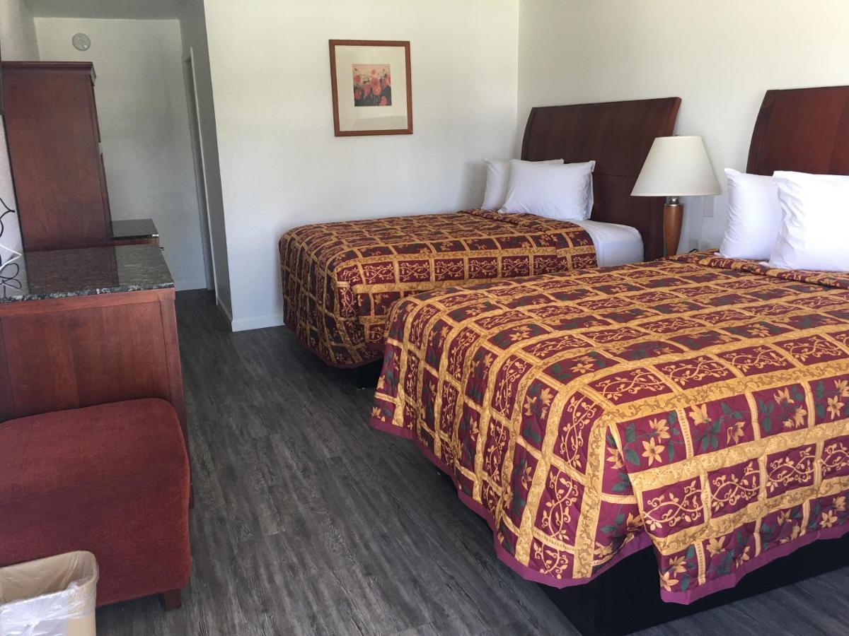 Quest Inn Вітерфорд Екстер'єр фото